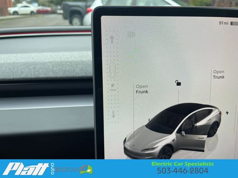 Used 2025 Tesla Model 3 Long Range image 32