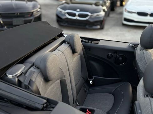 Used 2016 MINI Cooper S image 30