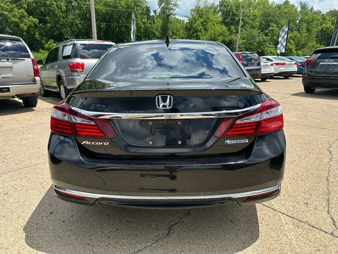 Used 2017 Honda Accord EX-L image 6