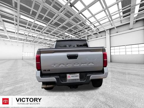 Used 2024 Toyota Tacoma TRD Off-Road AWD/4WD image 5