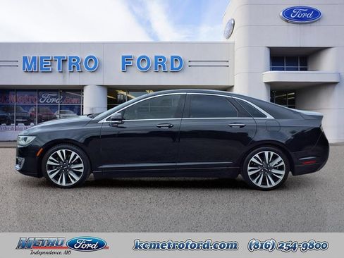 Used 2017 Lincoln MKZ Reserve w/ Technology Package FWD image 7