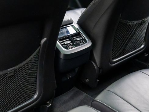 Used 2023 Volvo XC90 B6 Ultimate w/ Protection Package Premier image 18