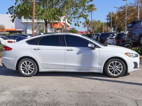 Used 2020 Ford Fusion SE FWD image 17