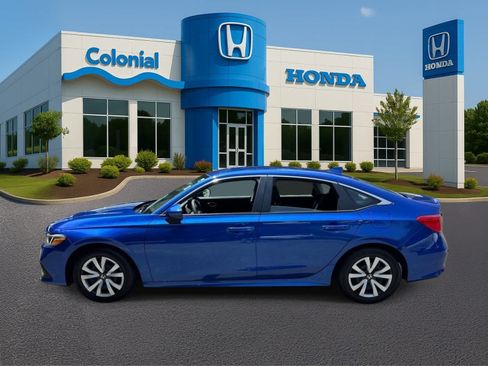 Used 2024 Honda Civic LX image 3