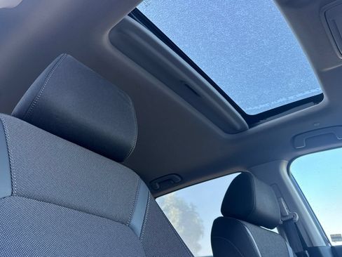 Used 2023 Honda CR-V EX image 17