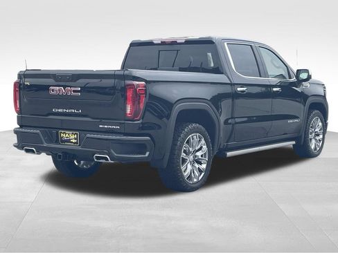 Used 2026 GMC Sierra 1500 Denali w/ Denali Reserve Package AWD/4WD image 3