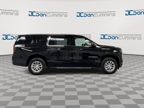 New 2026 Chevrolet Suburban LS AWD/4WD image 9