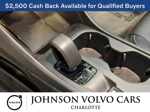 New 2026 Volvo XC40 B5 Core w/ Climate Package image 7