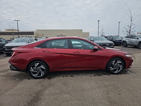 New 2026 Hyundai Elantra Limited FWD image 6