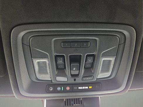 Used 2025 GMC Sierra 1500 AT4X AWD/4WD image 21