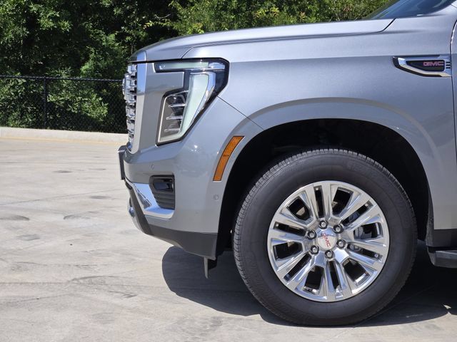 Used 2025 GMC Yukon Denali AWD/4WD image 10