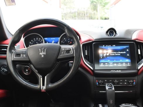Used 2019 Maserati Ghibli S Q4 AWD/4WD image 26