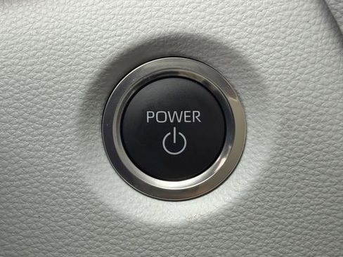 Used 2025 Toyota Corolla SE FWD image 20