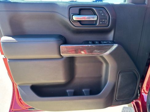 Certified 2020 Chevrolet Silverado 1500 LTZ w/ LTZ Convenience Package AWD/4WD image 17