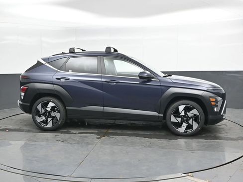 New 2026 Hyundai Kona Limited FWD image 3