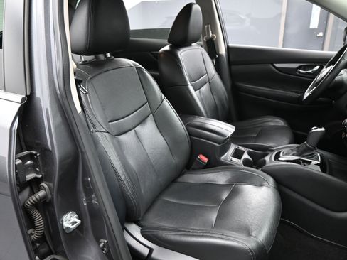 Used 2018 Nissan Rogue SL image 15