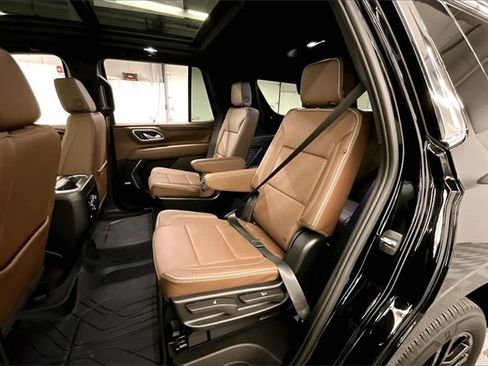 Used 2024 Chevrolet Tahoe High Country image 22