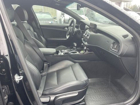 Used 2022 Kia Stinger GT-Line image 11