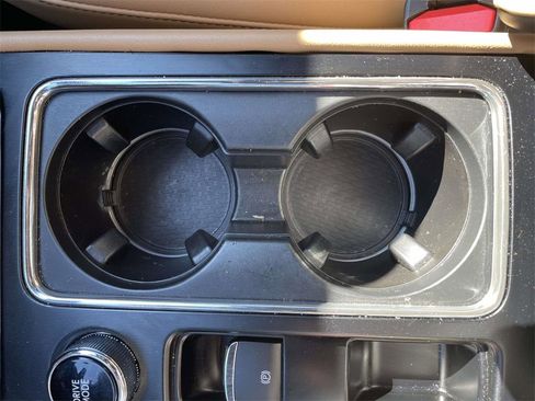 Certified 2023 Lincoln Corsair Reserve w/ Equipment Group 201A image 18