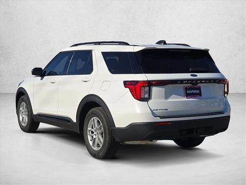 New 2026 Ford Explorer Active image 9