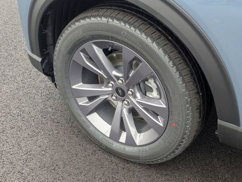 New 2026 Ford Explorer Active AWD/4WD image 33
