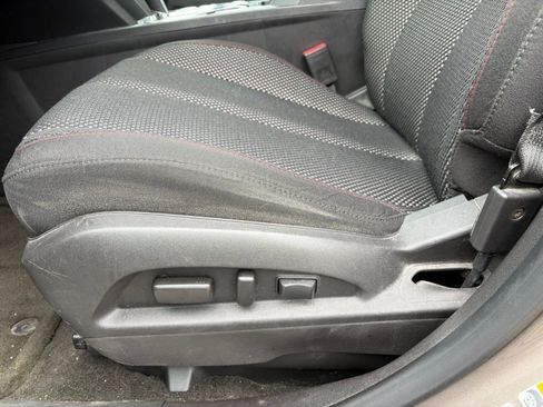 Used 2012 Chevrolet Equinox LT w/ Driver Convenience Package FWD image 11