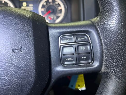 Used 2017 RAM 1500 Classic SLT AWD/4WD image 24