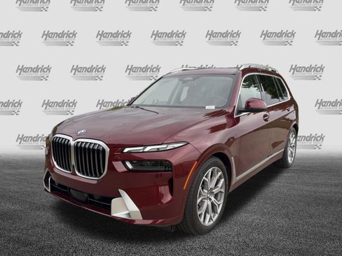 Certified 2025 BMW X7 xDrive40i AWD/4WD image 7