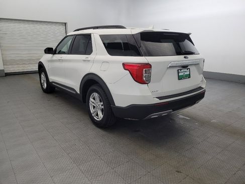 Used 2020 Ford Explorer XLT w/ Equipment Group 202A image 5