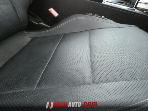 Used 2013 Mercedes-Benz E 350 Coupe w/ Premium 2 Pkg image 31