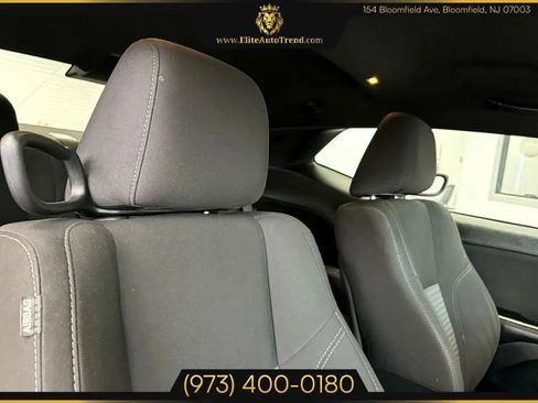 Used 2020 Dodge Challenger SXT image 23