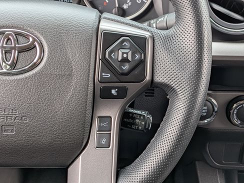 Used 2023 Toyota Tacoma SR5 AWD/4WD image 27