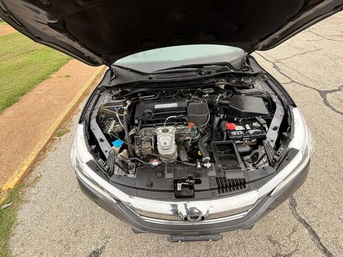 Used 2016 Honda Accord EX-L image 9