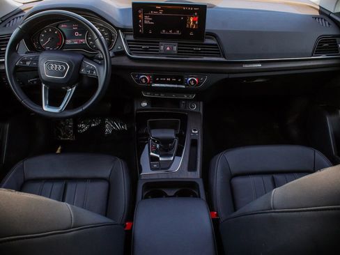 Used 2023 Audi Q5 2.0T Premium w/ Convenience Package AWD/4WD image 40