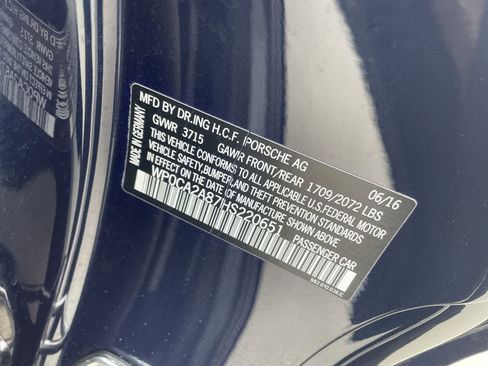 Used 2017 Porsche 718 Boxster image 32