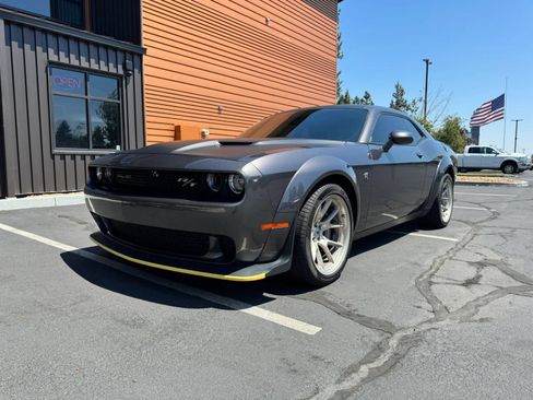 Used 2020 Dodge Challenger R/T Scat Pack RWD image 1