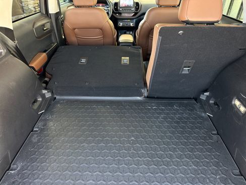 Used 2024 Ford Bronco Sport Outer Banks w/ Tech Package image 18