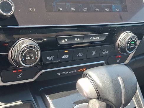 Used 2022 Honda CR-V Touring image 16