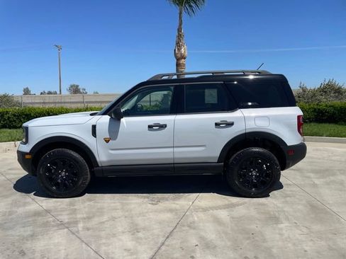New 2026 Ford Bronco Sport Badlands AWD/4WD image 2