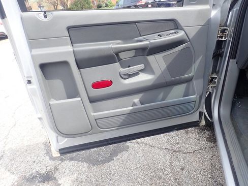 Used 2006 Dodge Ram 1500 Truck ST w/ V6 Value Group image 8