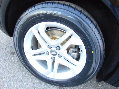 Used 2018 Audi Q5 2.0T Premium image 55