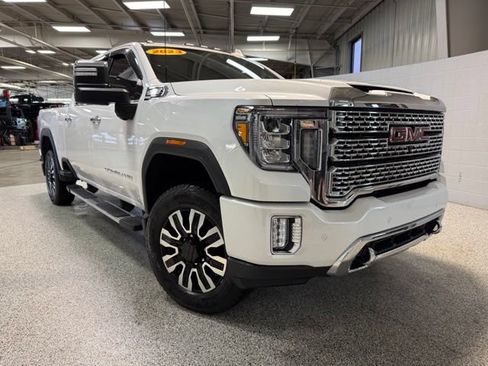 Used 2023 GMC Sierra 2500 Denali AWD/4WD image 1