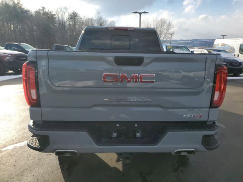 Used 2025 GMC Sierra 1500 AT4 w/ AT4 Preferred Package image 4