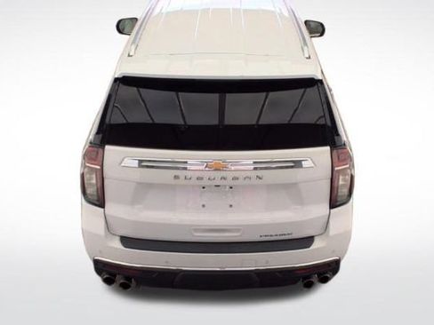 Used 2023 Chevrolet Suburban Premier AWD/4WD image 10