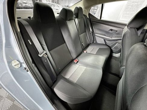 Certified 2025 Nissan Sentra SV image 21