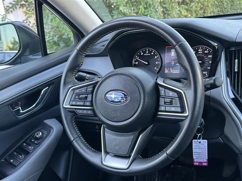 Used 2025 Subaru Outback Premium AWD/4WD image 35