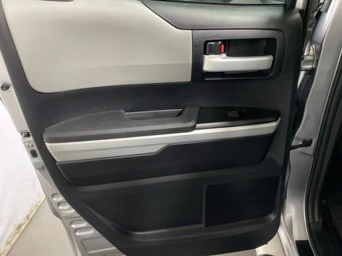 Used 2020 Toyota Tundra Limited w/ Limited Premium Package AWD/4WD image 22