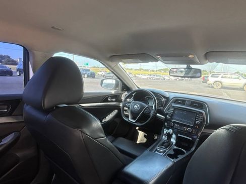 Used 2017 Nissan Maxima SR FWD image 28