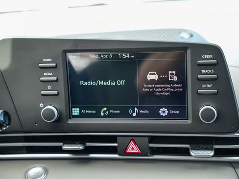 New 2026 Hyundai Elantra Sport FWD image 17
