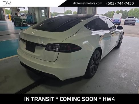 Used 2025 Tesla Model S AWD/4WD image 4